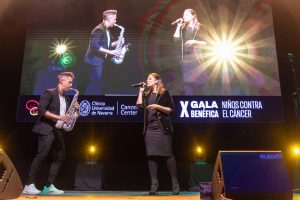 Leire Martínez cantando en la gala de NCC